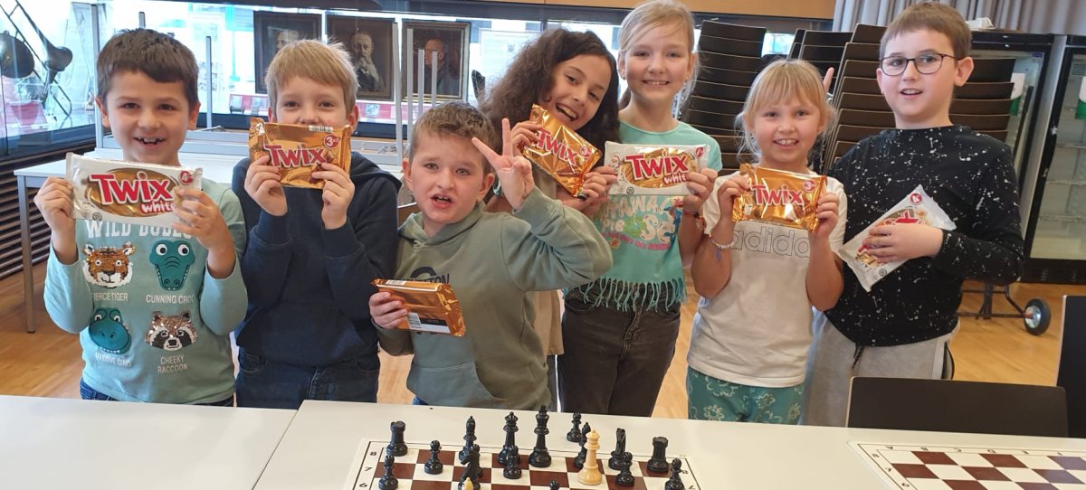 SCHACH LERNEN in der VOLKSSCHULE